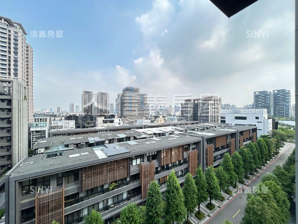 潤隆裝修美三房房屋室內格局與周邊環境