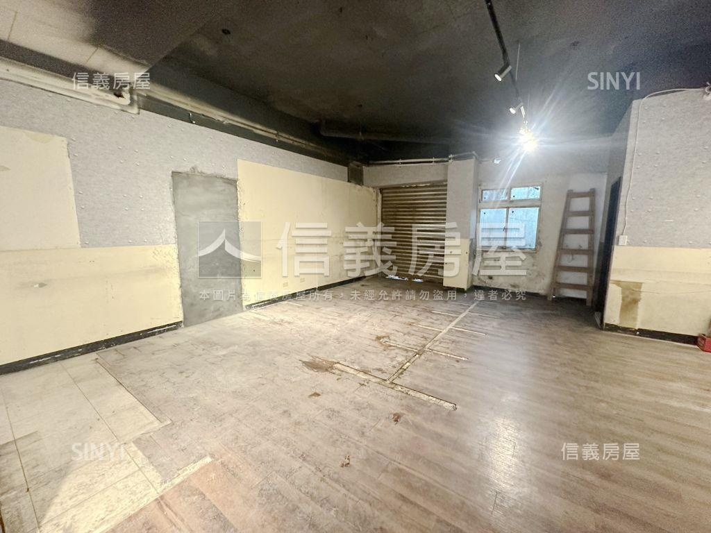 文化路稀有寬面大店面房屋室內格局與周邊環境