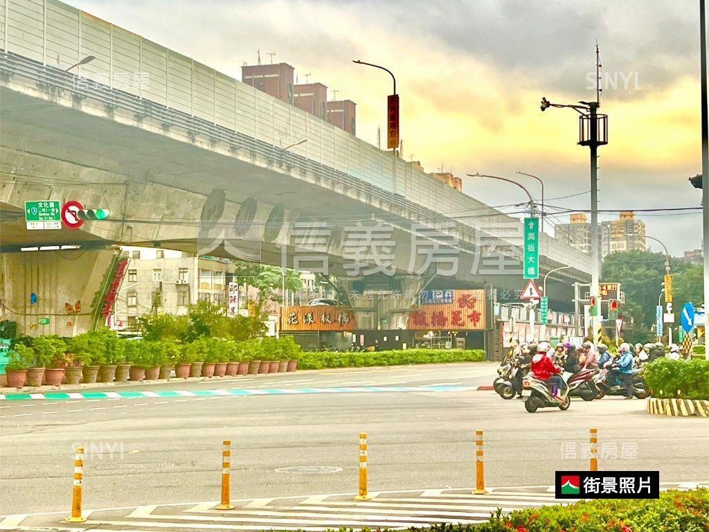 文化路稀有寬面大店面房屋室內格局與周邊環境