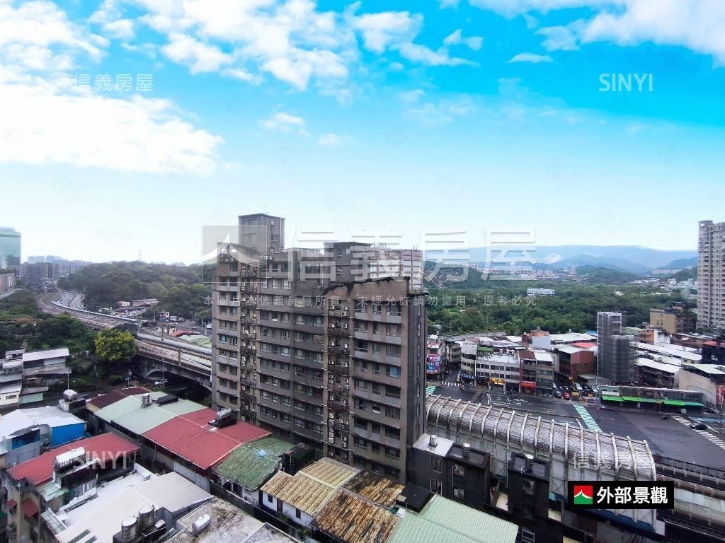 登峰天廈高樓景觀房屋室內格局與周邊環境