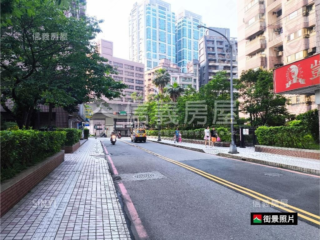 登峰天廈高樓景觀房屋室內格局與周邊環境