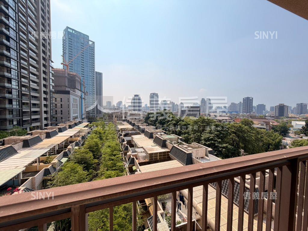 總太花廣朝南視野三平車房屋室內格局與周邊環境