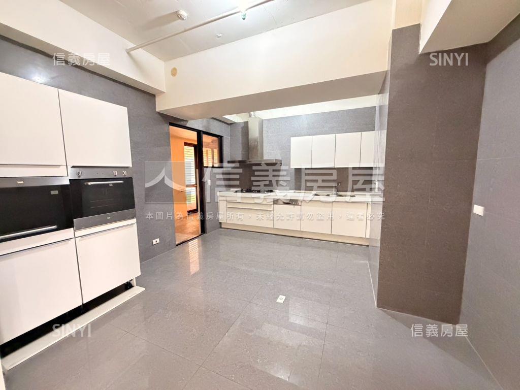 總太花廣朝南視野三平車房屋室內格局與周邊環境