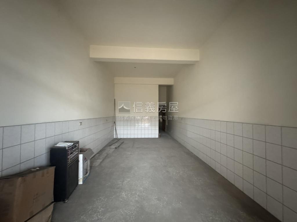 近漢銘彰興９米路美透天！房屋室內格局與周邊環境