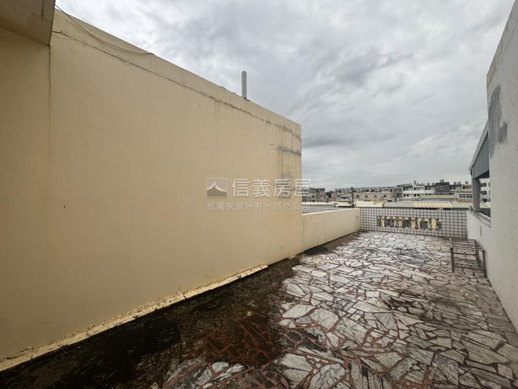 近漢銘彰興９米路美透天！房屋室內格局與周邊環境
