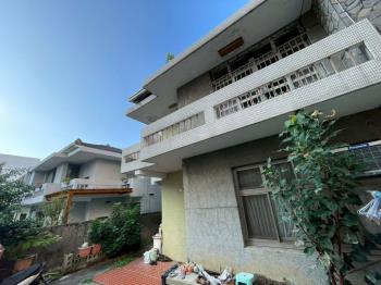 稀有朝南大地坪日式別墅