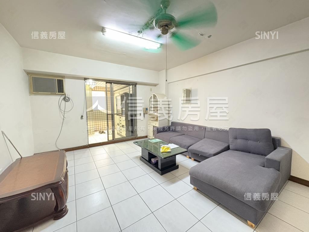 雅國天地三房車位房屋室內格局與周邊環境