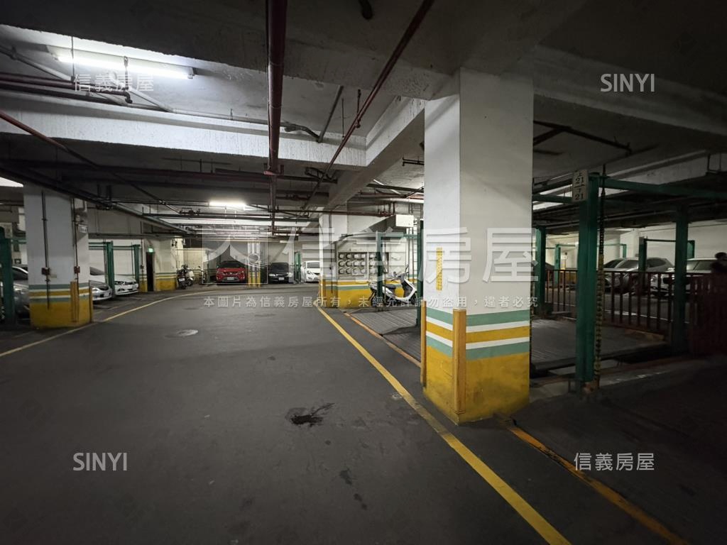 雅國天地三房車位房屋室內格局與周邊環境