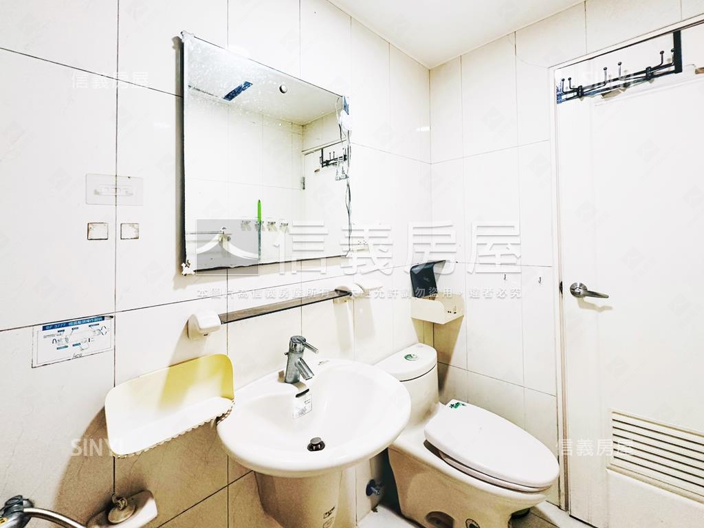 超少賣！稀有三面採光高樓房屋室內格局與周邊環境