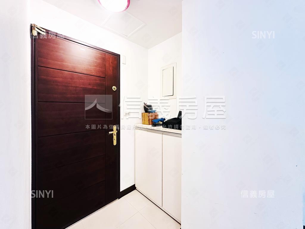 超少賣！稀有三面採光高樓房屋室內格局與周邊環境