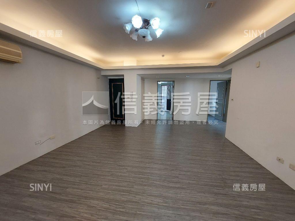 南屯甲第二期三房車位！房屋室內格局與周邊環境