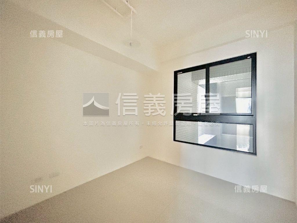 未住惠宇寬敞俯瞰中央公園房屋室內格局與周邊環境