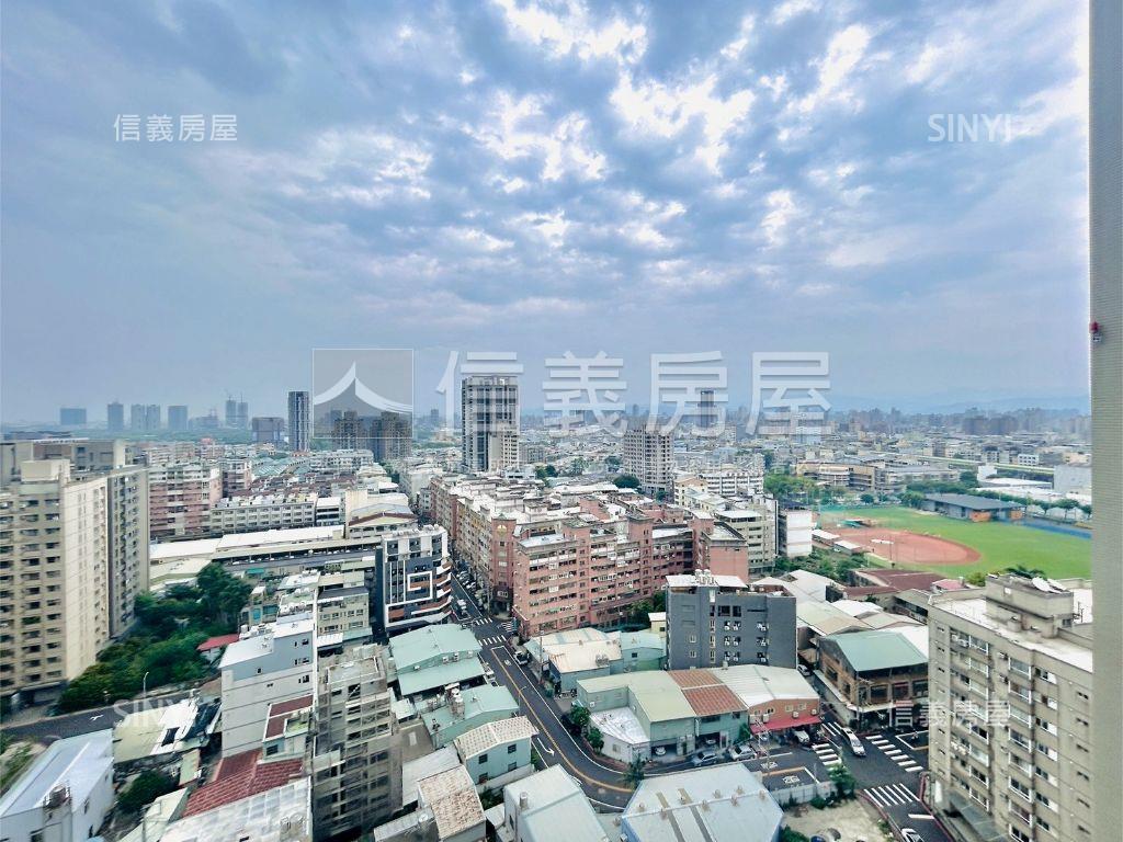 未住惠宇寬敞俯瞰中央公園房屋室內格局與周邊環境