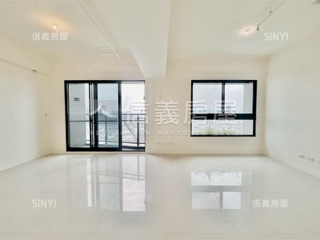 未住惠宇寬敞俯瞰中央公園房屋室內格局與周邊環境