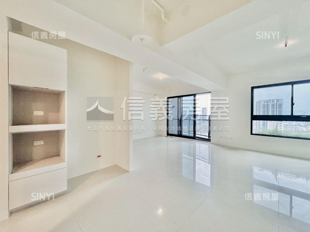 未住惠宇寬敞俯瞰中央公園房屋室內格局與周邊環境