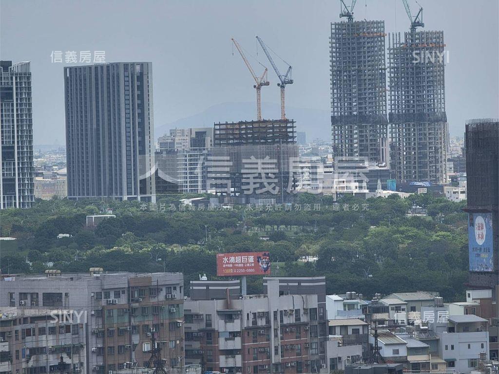 未住惠宇寬敞俯瞰中央公園房屋室內格局與周邊環境