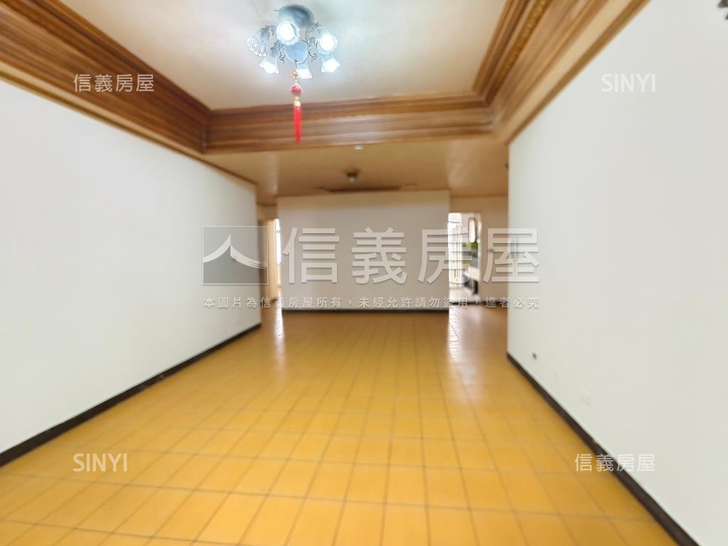 後港邊間大空間房屋室內格局與周邊環境
