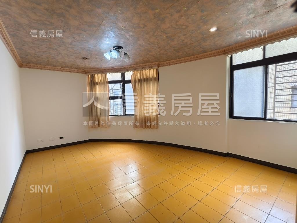 後港邊間大空間房屋室內格局與周邊環境