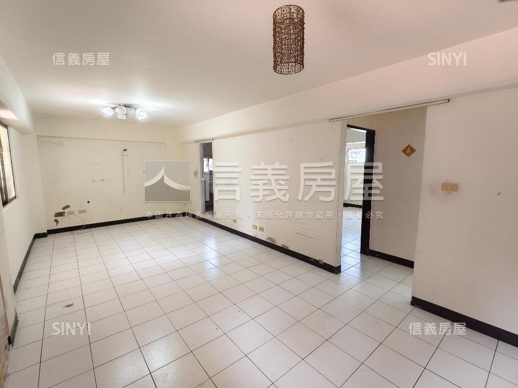 後港邊間大空間房屋室內格局與周邊環境