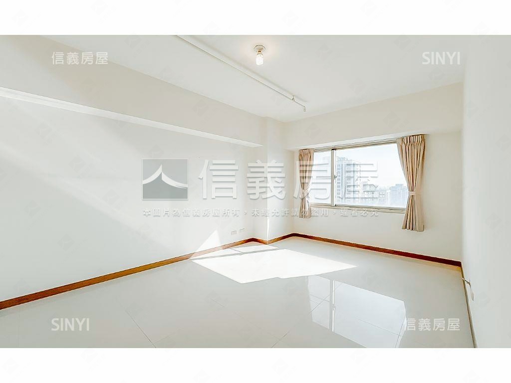鳥瞰壯麗中港帝王視野戶房屋室內格局與周邊環境