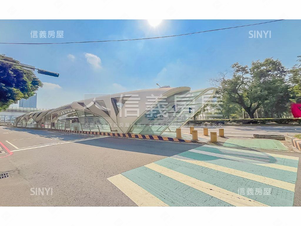 鳥瞰壯麗中港帝王視野戶房屋室內格局與周邊環境