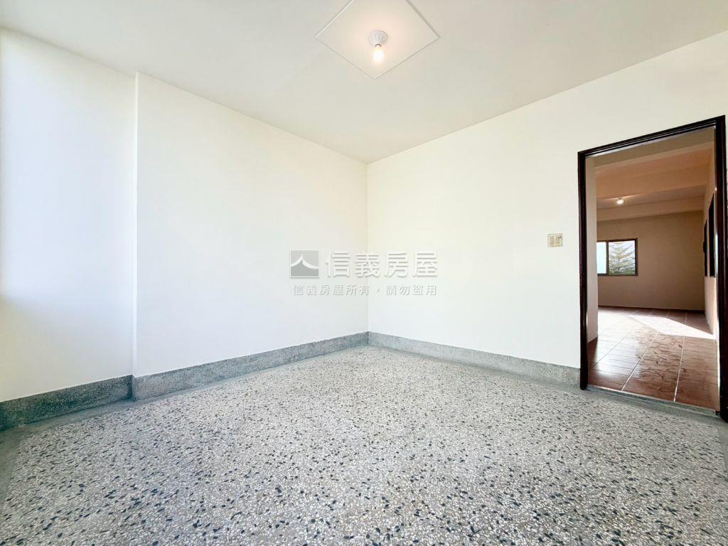 ㊝近新興國小★眺望綠景宅房屋室內格局與周邊環境