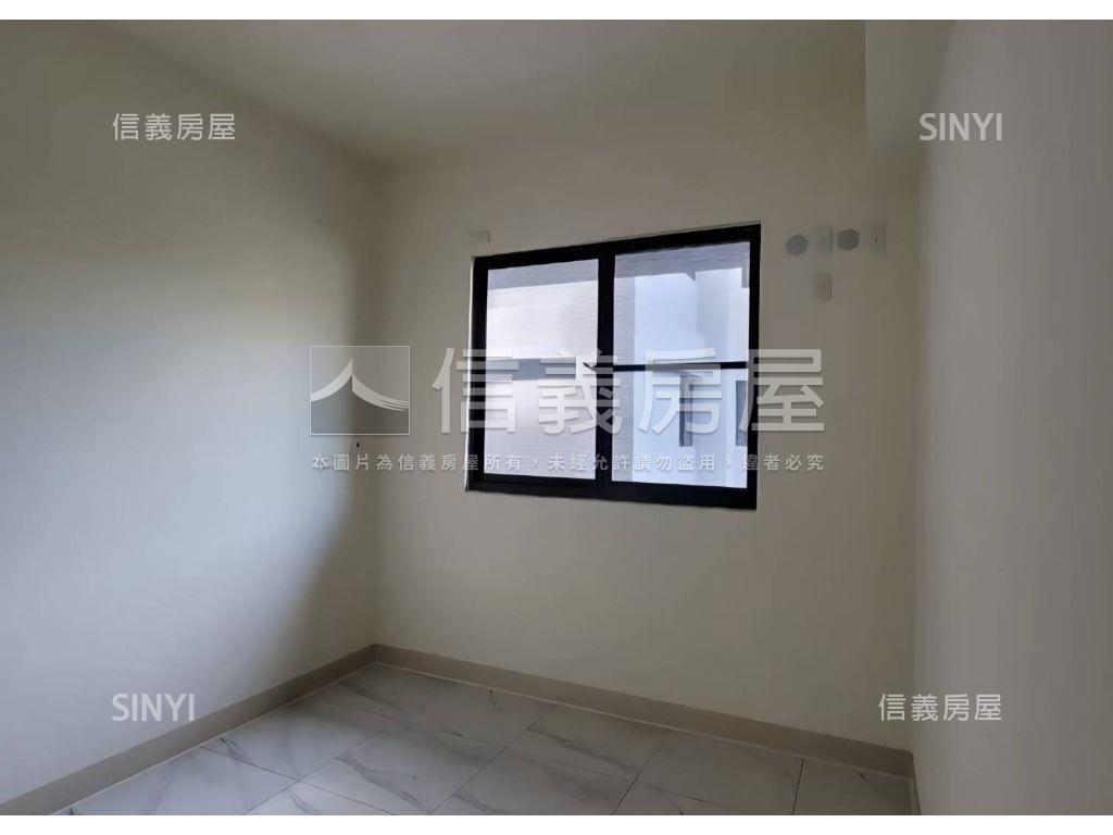 南高雄收租美兩房房屋室內格局與周邊環境