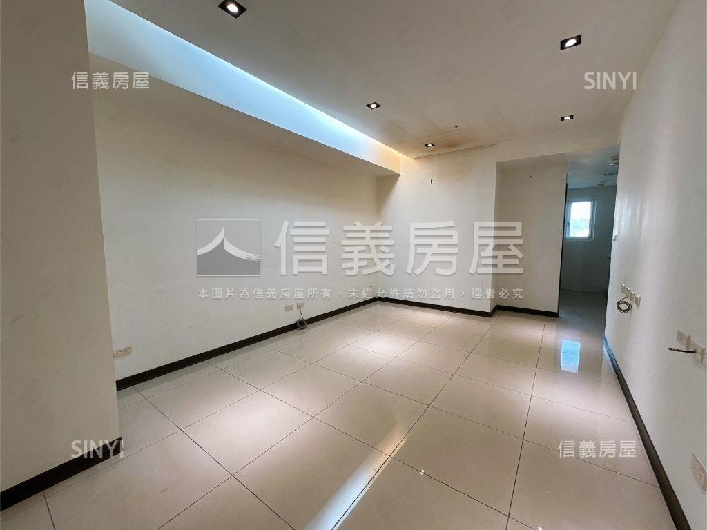 璀璨精美兩房車位房屋室內格局與周邊環境