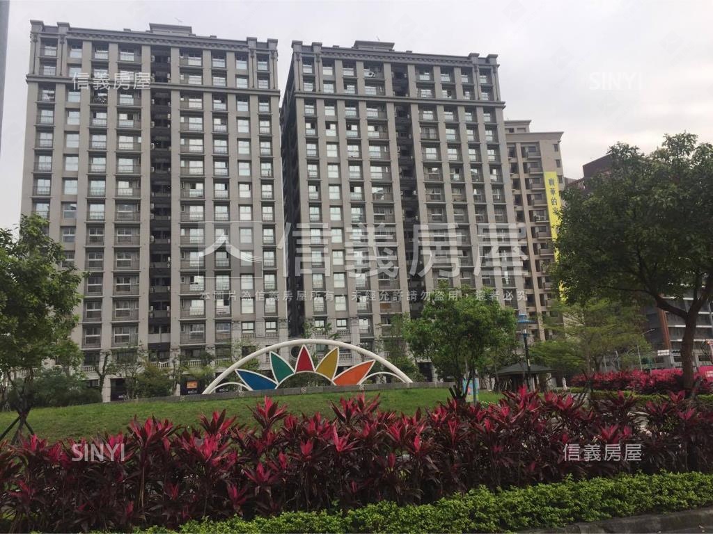 璀璨精美兩房車位房屋室內格局與周邊環境