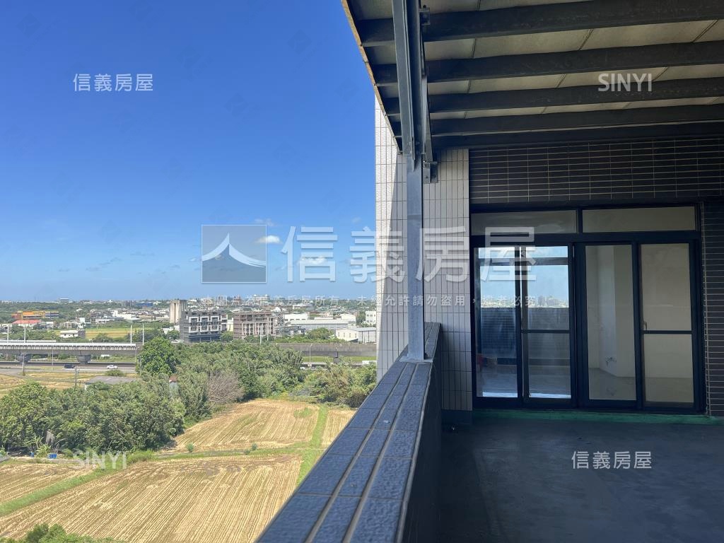 戶外空間開闊迎風望綠意宅房屋室內格局與周邊環境