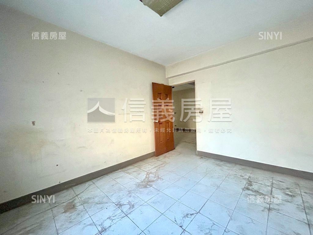 正義建國雙衛開窗成家宅房屋室內格局與周邊環境