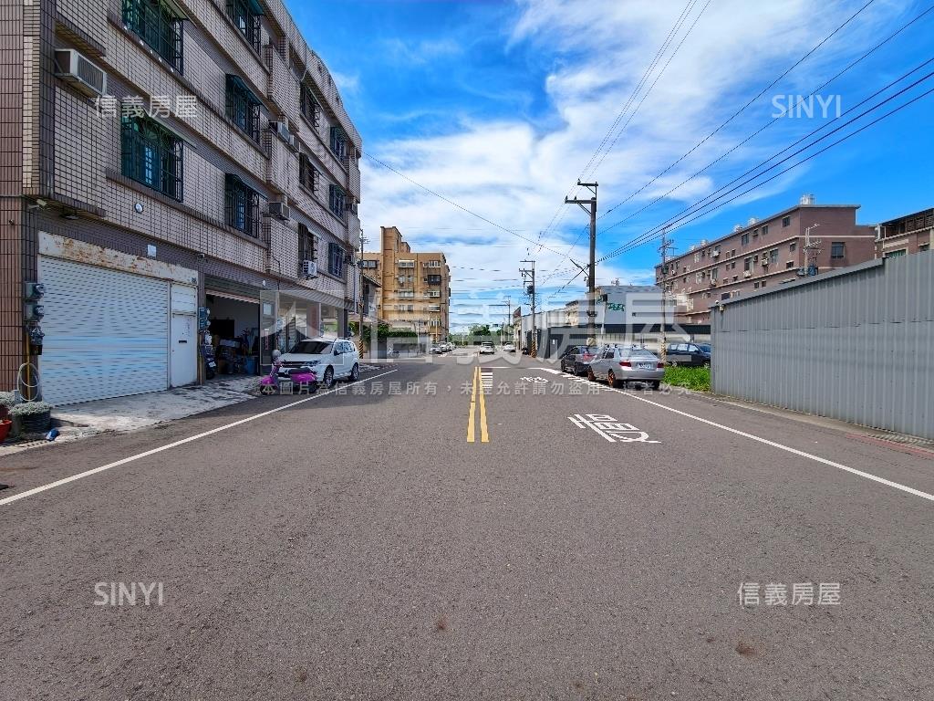 近南華國中大面寬方正土地房屋室內格局與周邊環境