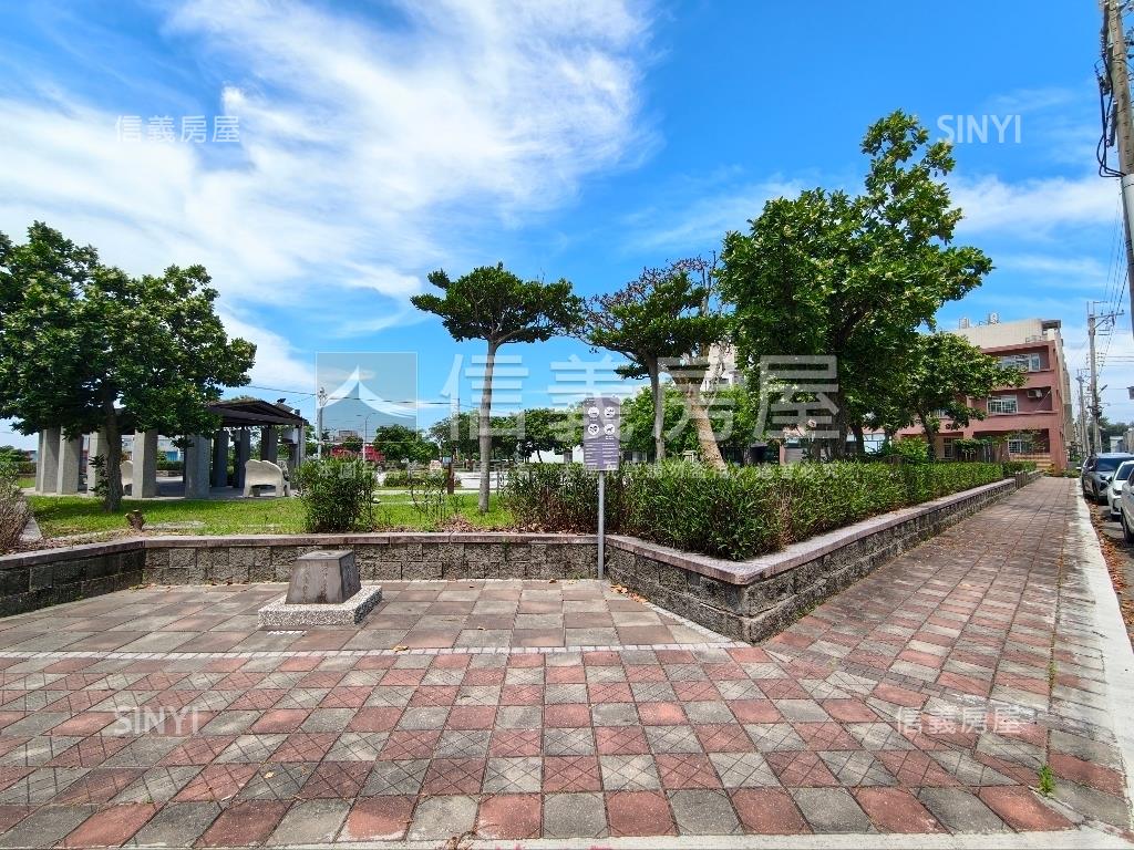 近南華國中大面寬方正土地房屋室內格局與周邊環境