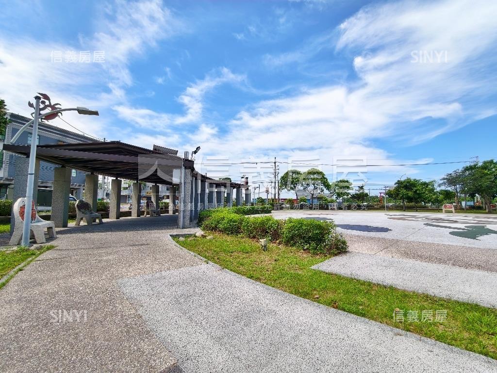 近南華國中大面寬方正土地房屋室內格局與周邊環境