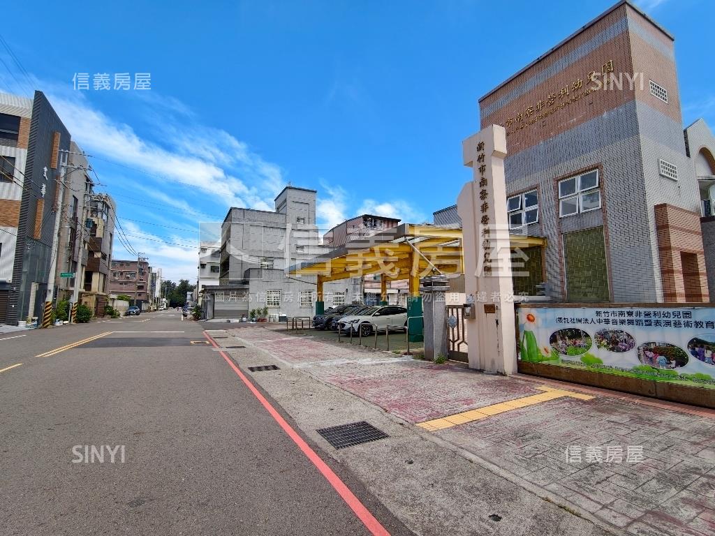 近南華國中大面寬方正土地房屋室內格局與周邊環境