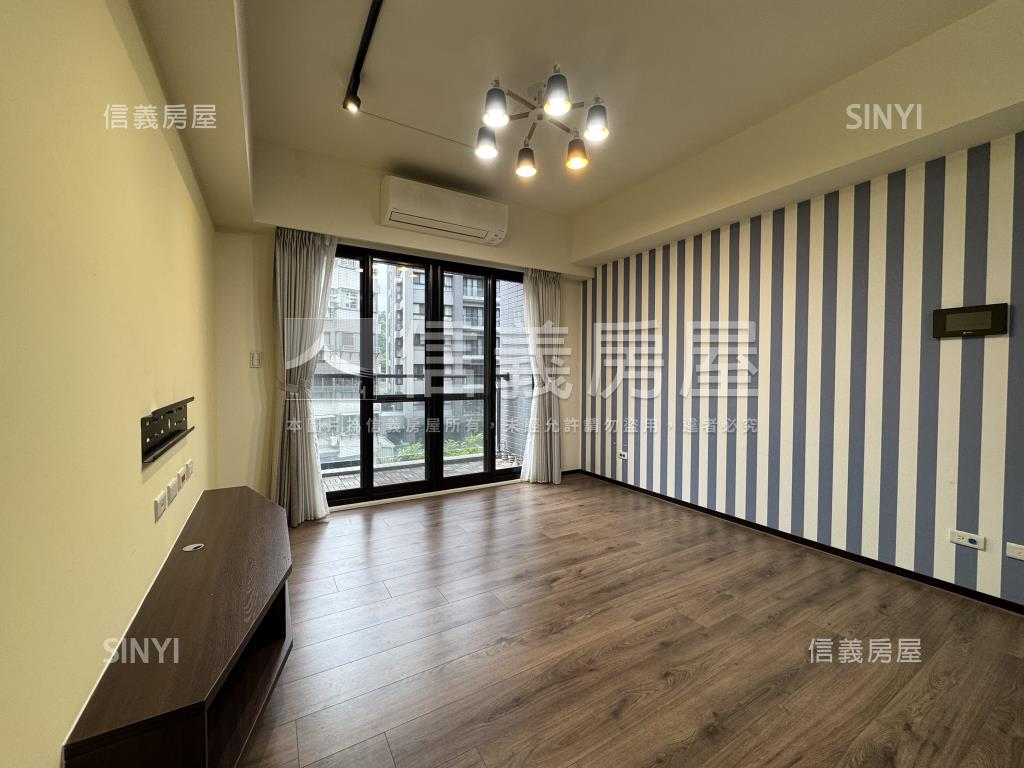 近竹科富宇居易三房車位房屋室內格局與周邊環境