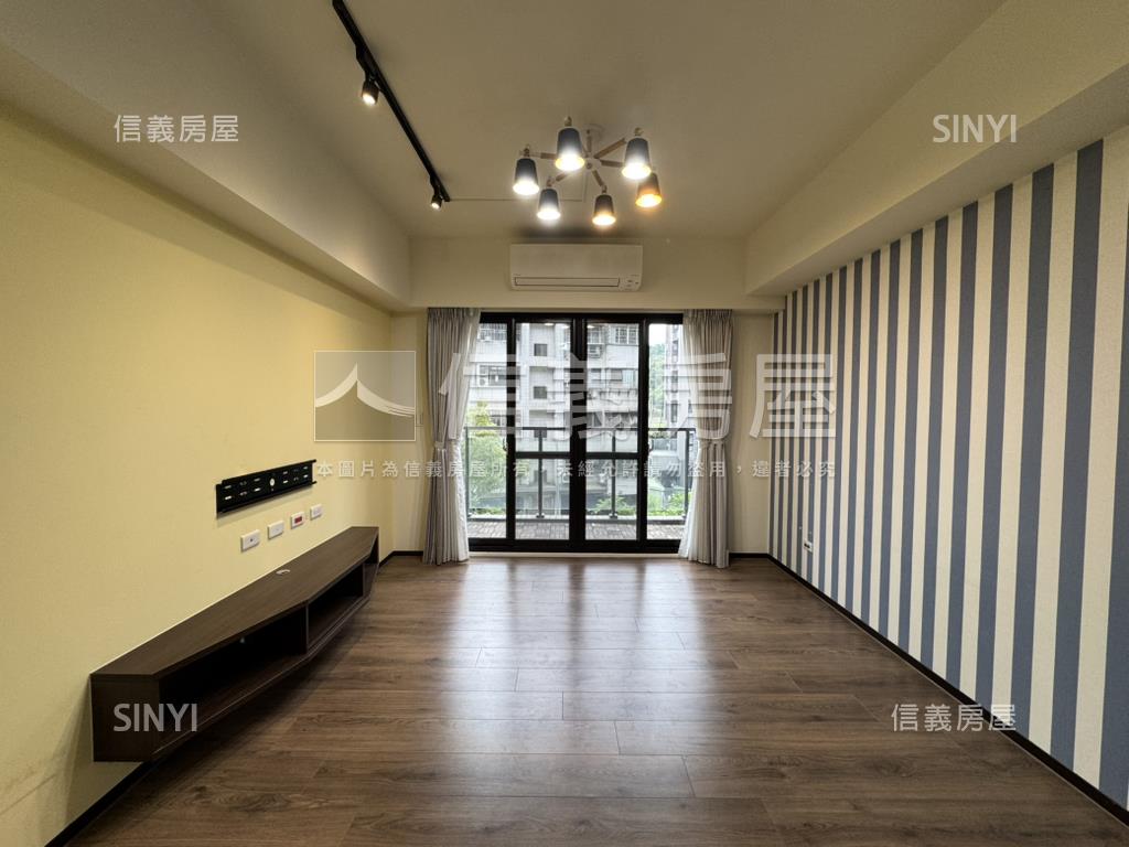 近竹科富宇居易三房車位房屋室內格局與周邊環境