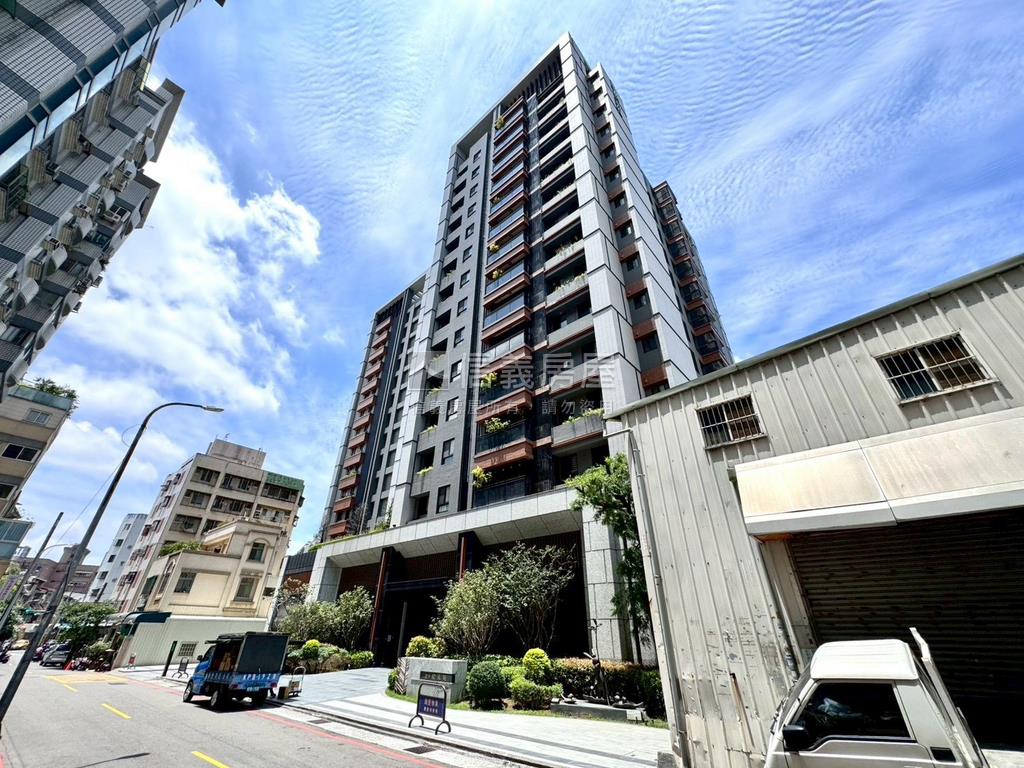 朝東精裝高樓大三房平車房屋室內格局與周邊環境