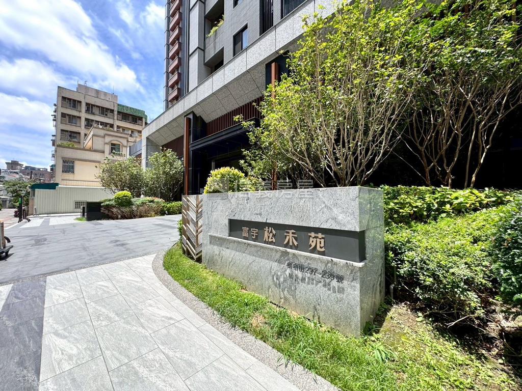 朝東精裝高樓大三房平車房屋室內格局與周邊環境