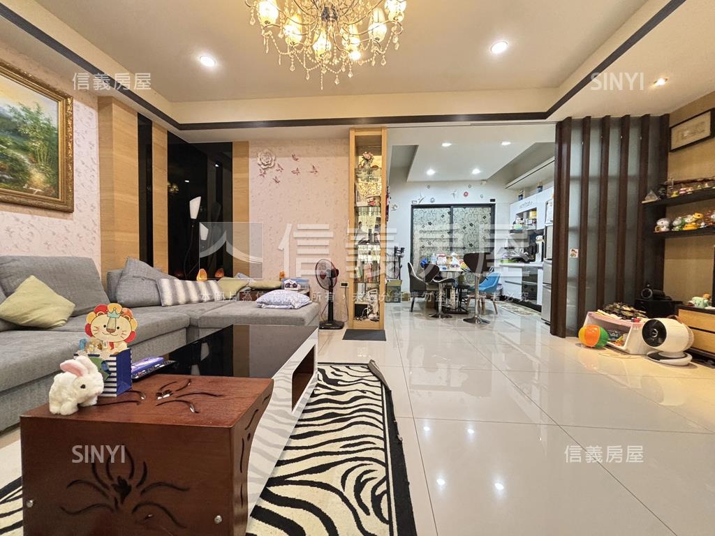 近科工區海嶼藍雙車別墅房屋室內格局與周邊環境