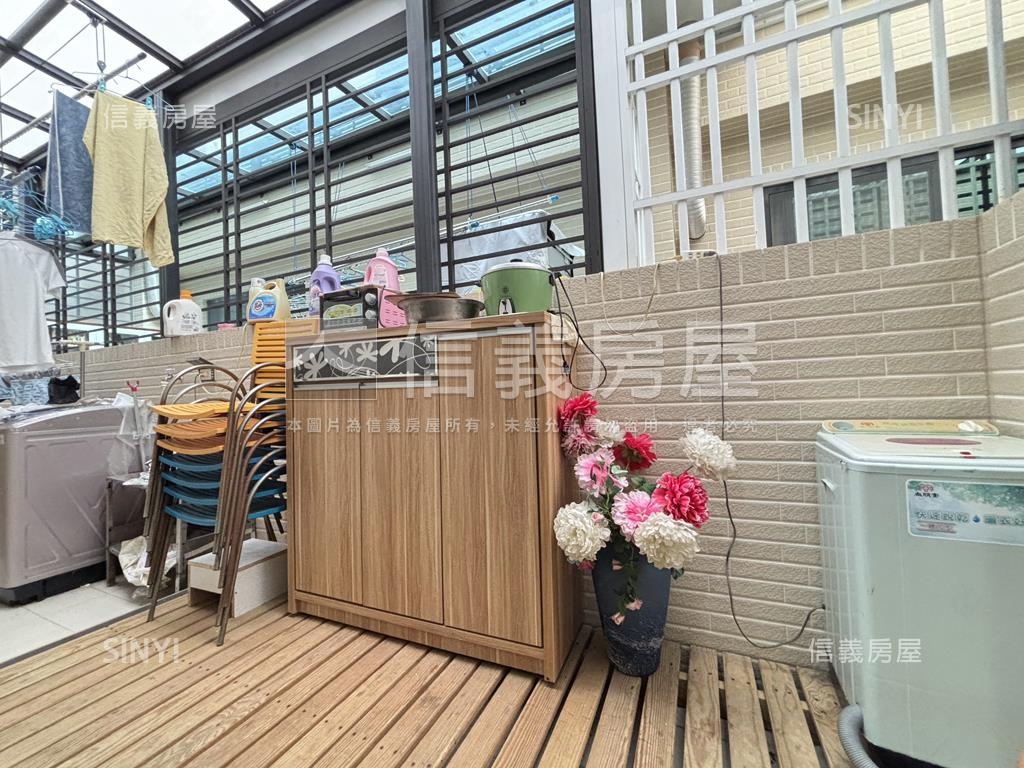 近科工區海嶼藍雙車別墅房屋室內格局與周邊環境