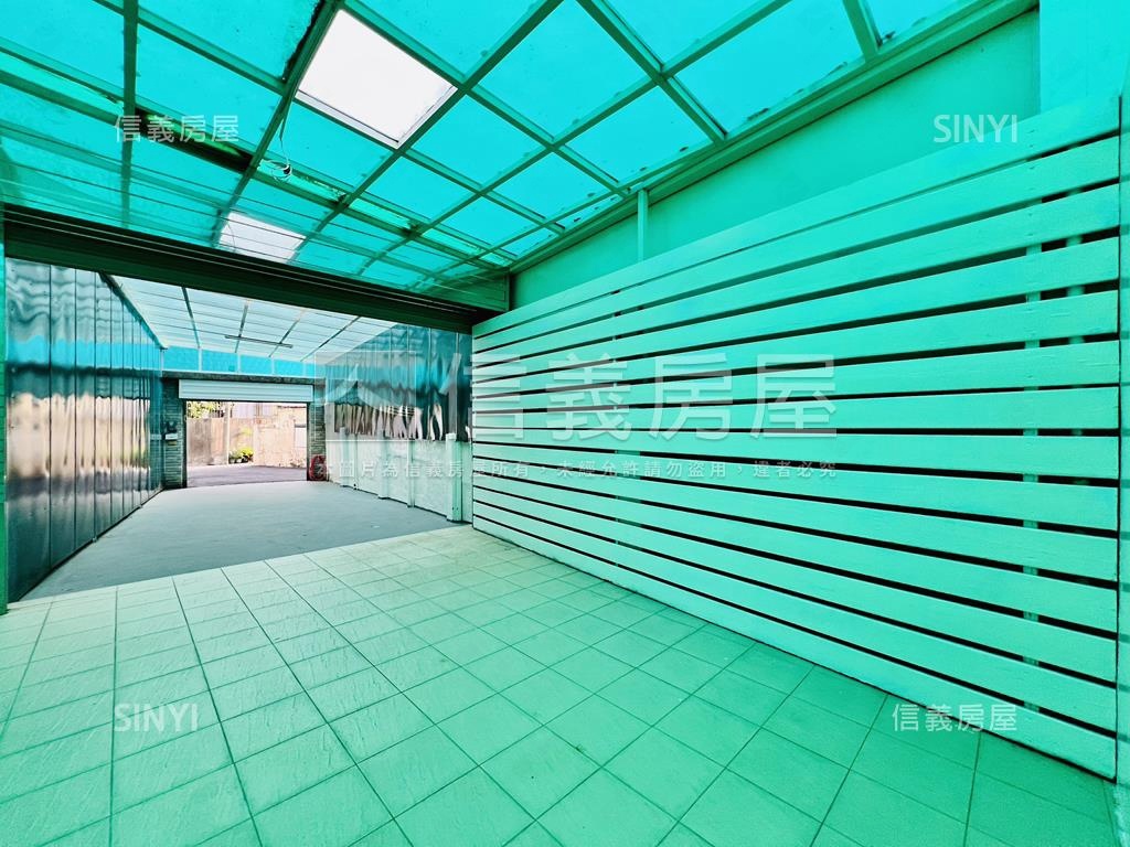 近捷運車站屋況佳熱鬧透店房屋室內格局與周邊環境