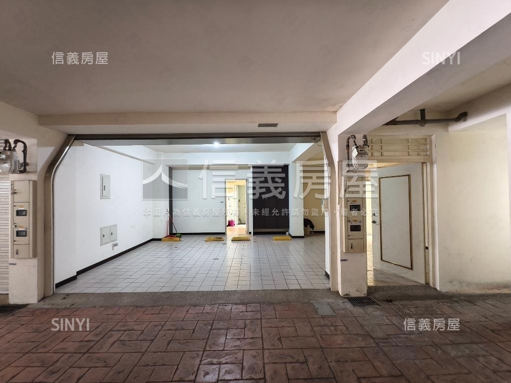 近漢神震後好停雙車別墅房屋室內格局與周邊環境