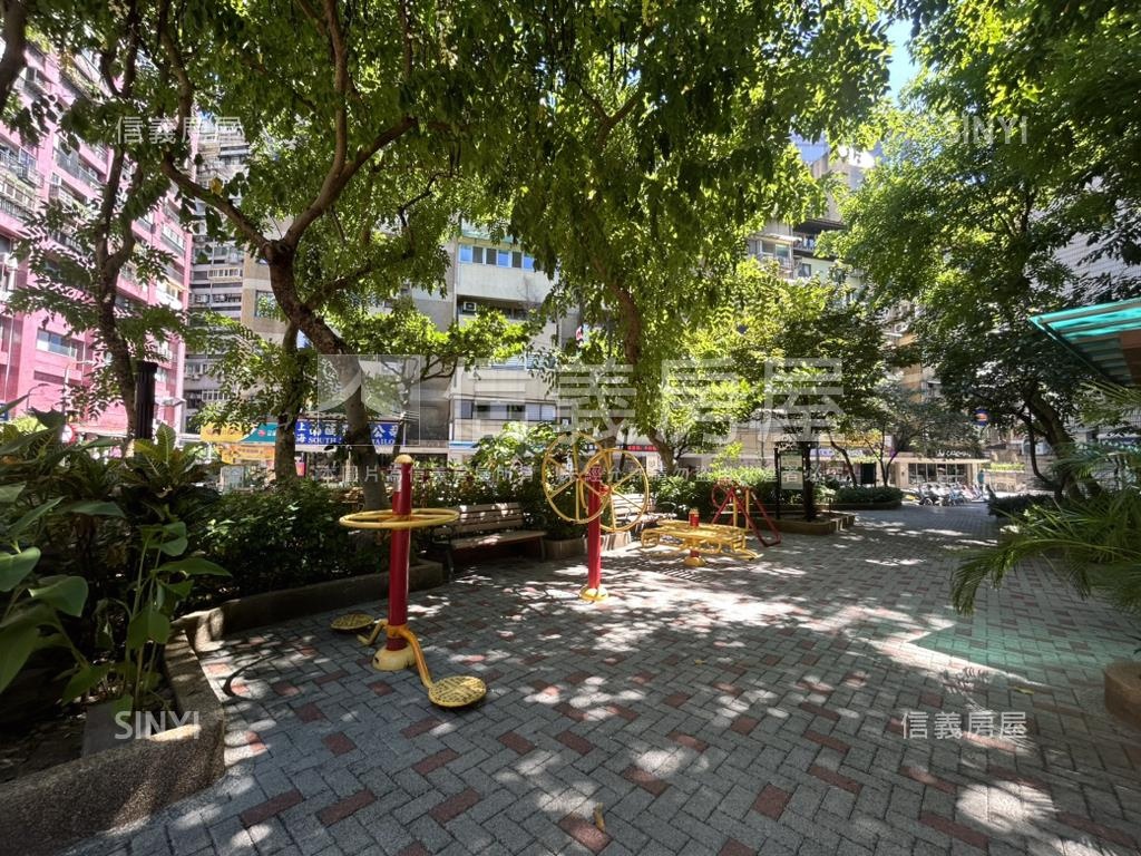 南京三民站邊間三房房屋室內格局與周邊環境