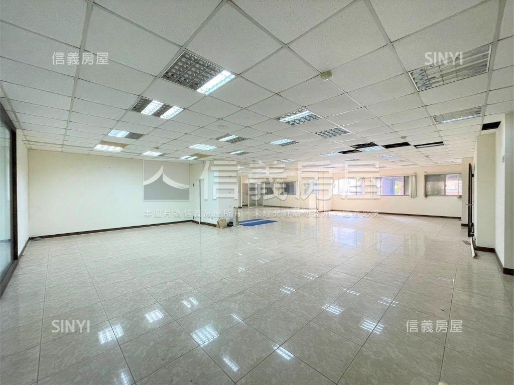 知名企業正永華路店面房屋室內格局與周邊環境