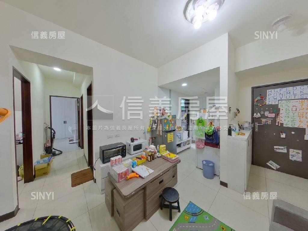 有露臺！低總價四房車位房屋室內格局與周邊環境