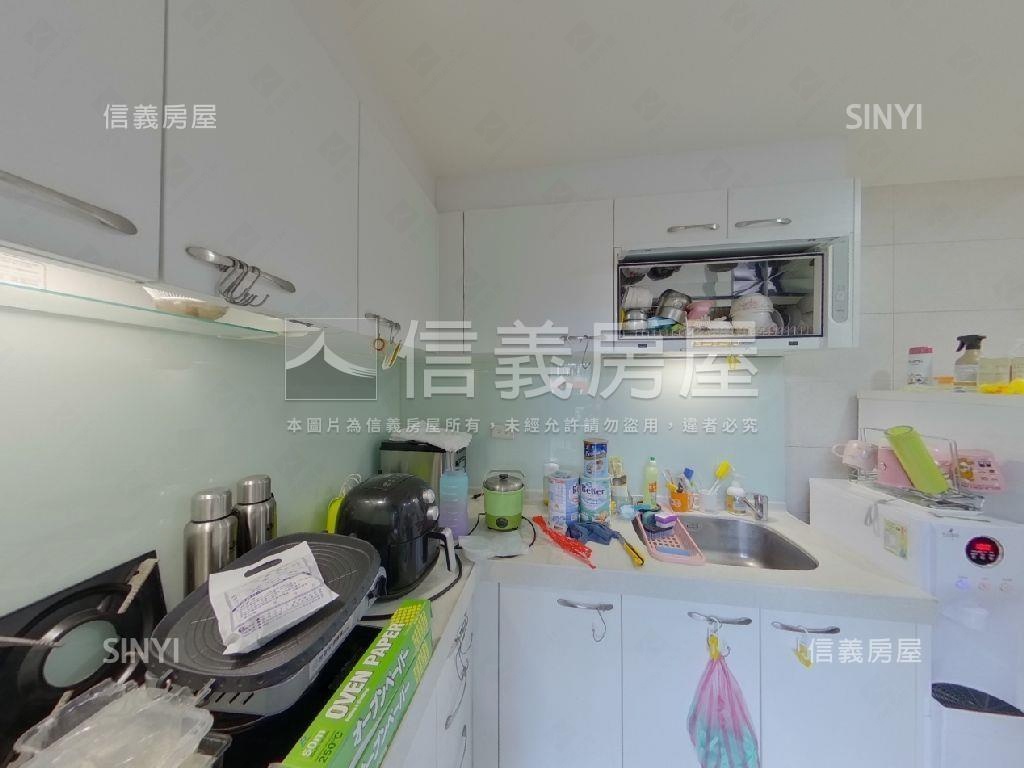 有露臺！低總價四房車位房屋室內格局與周邊環境