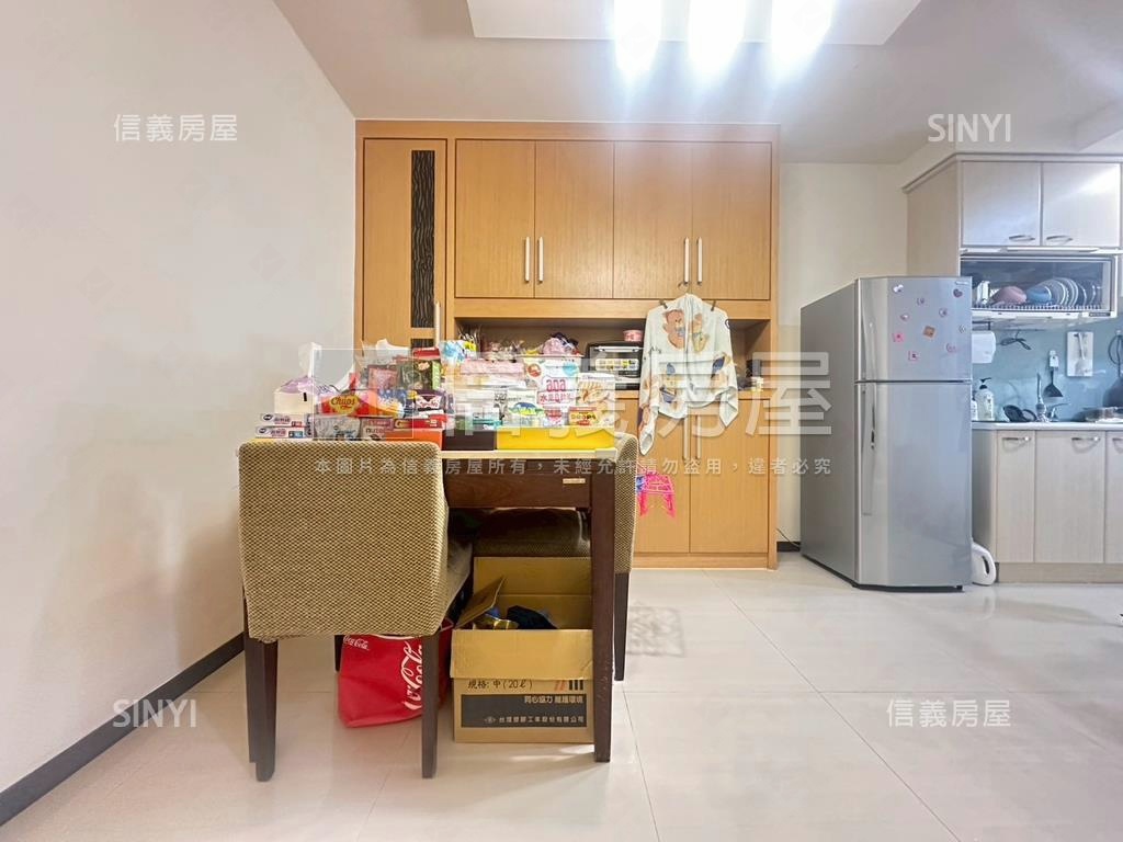 永安面校景三面採光美三房房屋室內格局與周邊環境