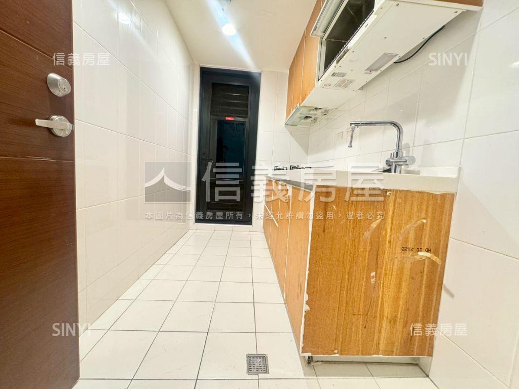 海洋都心Ⅱ。高樓３房房屋室內格局與周邊環境