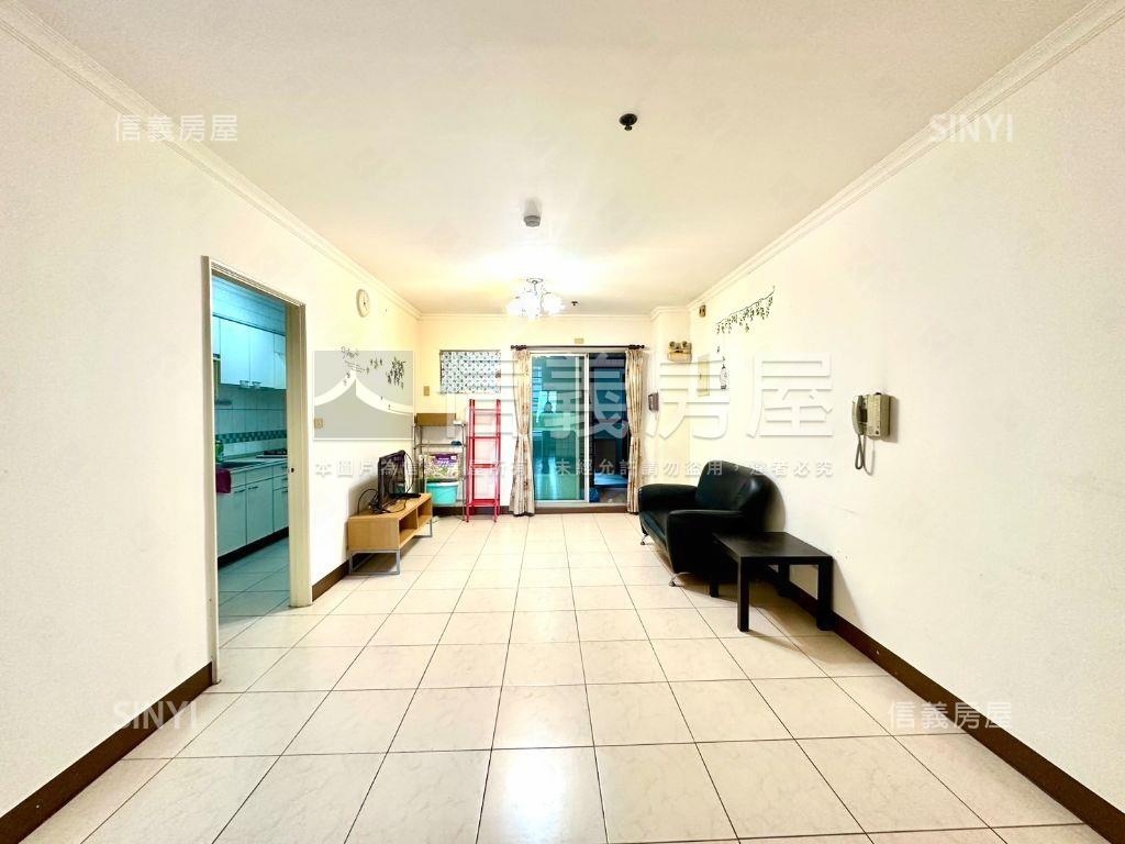 河堤大陽台高樓採光兩房房屋室內格局與周邊環境